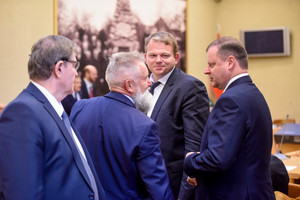 Premjeras apie „valstiečių“ ir pabėgusių socialdemokratų susijungimą nekalba