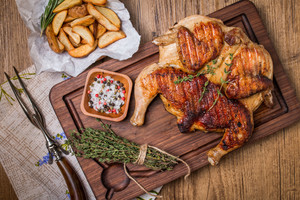  Šis viščiukas – Gruzijos virtuvės vizitinė kortelė. Išsikepkite ir jūs