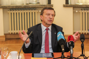 Petras Baršauskas skęsta plagijavimo skandale – tikrintojai kirto iš peties