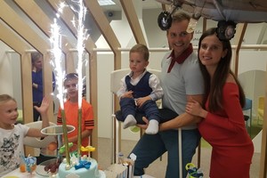 Pakilias Nerijaus ir Agnės Juškų laukimo nuotaikas nuskaidrino sūnaus gimtadienio šventė