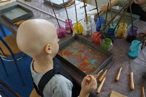 Sunkiai sergantiems vaikams sveikti padeda ir teigiamos emocijos