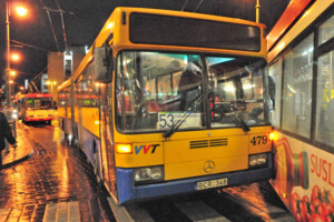 Autobuso su dukterimi kliudytą moterį nustebino medikų dėmesys