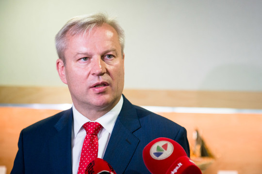 Mindaugas Bastys griauna planus: nepriklausys nė vienai frakcijai