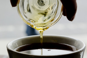 Patarė, kaip atskirti natūralų medų nuo dirbtinio