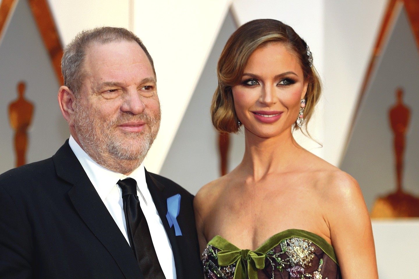 Po skandalingų pareiškimų H.Weinsteiną paliko ir jo žmona G.Chapman (nuotr. dešinėje), iš jo buvo atimtas ir ne vienas apdovanojimas.