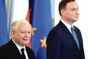 Lenkijos lyderiai surėmė ietis dėl teismų