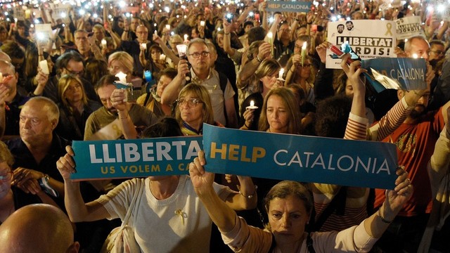 Ispanija nusprendė bausti separatistinę Kataloniją