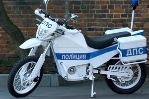 Elektriniai „Kalašnikov“ motociklai – ne pokštas: pirmas pirkėjas jau apsisprendė