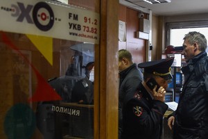 Studijoje užpulta „Echo Moskvy“ žurnalistė yra „sunkios būklės“
