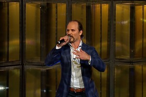 Audrius Bružas atskleidė, kokiais neįprastais būdais vieni kitus išbando aktoriai