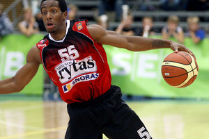 „Neptūnas“ atsisveikino su įžaidėju ir pasikvietė buvusį „Lietuvos ryto“ krepšininką