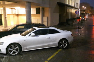 Pasirodžius pirmajam sniegui keliuose ėmė formuotis pavojingas reiškinys