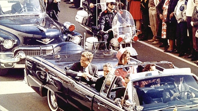 Paviešinti tūkstančiai įslaptintų Johno F. Kennedy nužudymo dokumentų
