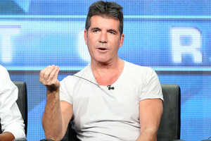 „X Faktoriaus“ komisijos narys Simonas Cowellas buvo staigiai išgabentas į ligoninę