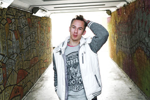 Į šiaudų smulkintuvą įkritęs 18-metis nugalėjo mirtį – išgijimas primena stebuklą