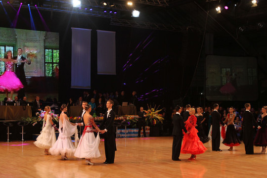 Šokėjai iš Lietuvos buvo penkti pasaulio jaunimo dešimties šokių čempionate