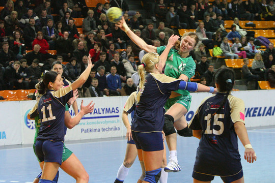 Baltijos moterų rankinio lygoje – „Acme Žalgirio“ komandos pergalė