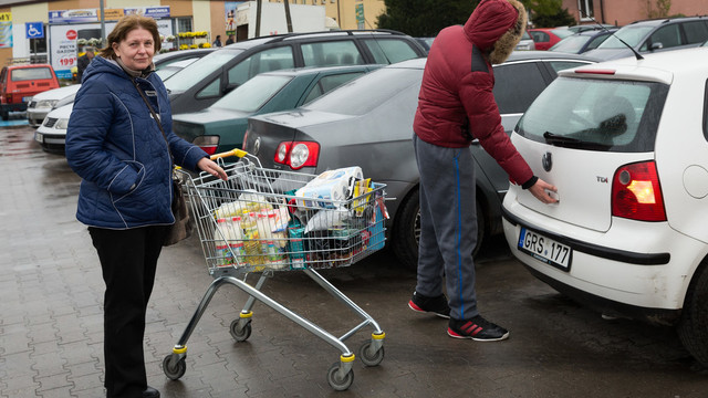 Savaitgalį prieš Vėlines lietuviai užplūdo Lenkijos parduotuves