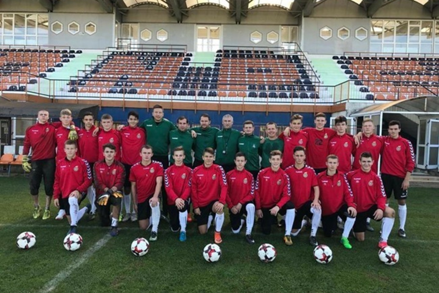 Lietuvos 17-mečių vaikinų futbolo rinktinė