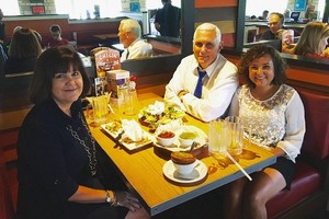 JAV politiko nuotrauka užminė mįslę: kas čia ne taip?