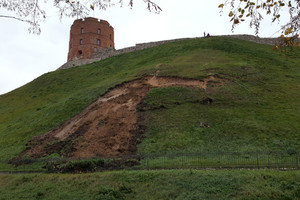 Paaiškėjo Gedimino kalno būklė: naujos nuošliaužos nepavojingos