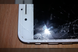 Savo turtą apsidraudusi moteris nustebo sužinojusi, už ką iš tiesų mokėjo