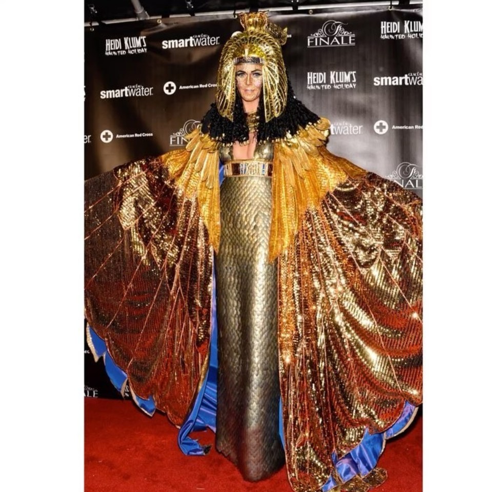  2012 m. H.Klum sužibėjo kaip Kleopatra<br> instagram.com/heidiklum nuotr. 