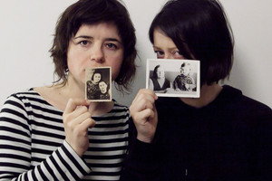 Kino kelionę po paslaptingą močiutės praeitį seserys pristatys Liubeke