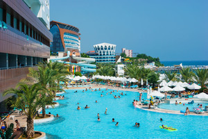 Turkijoje – pasiūlymas viešbučiams atsisakyti „viskas įskaičiuota“ programų