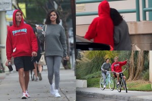 Užfiksuota, kaip Selena Gomez meilinasi buvusiam vaikinui Justinui Bieberiui 