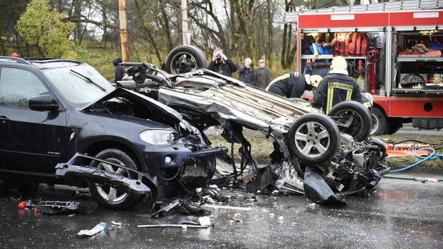 Tragiška avarija Vilniuje – susidūrė du automobiliai, žuvo 20-metė
