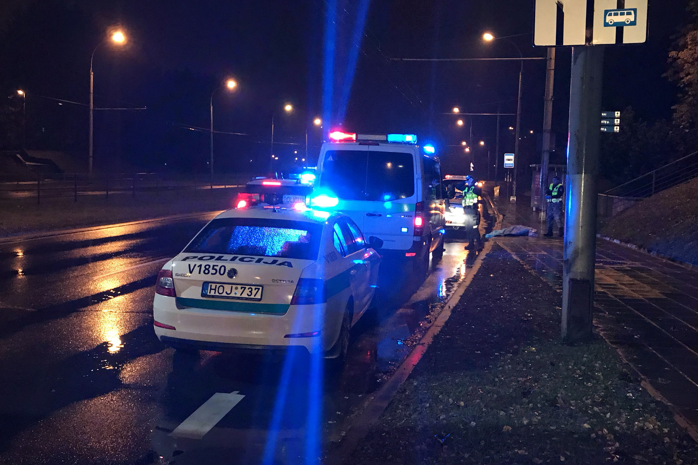  Partrenkta automobilio Vilniuje žuvo pėsčioji.<br> Lrytas.lt nuotr.