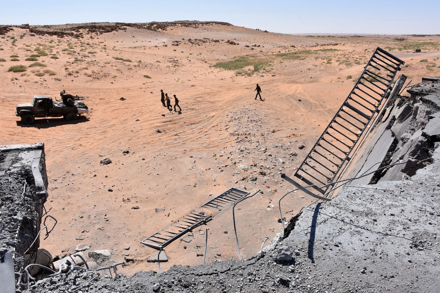 Deir az Zoro apsiaustis truko kelerius metus.<br>AFP/“Scanpix“ nuotr.