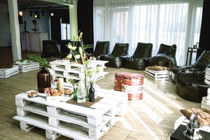 Atlyginimais nusivylę mokytojai įkūrė savo verslą: „Nėra lengva mylėti Lietuvą“