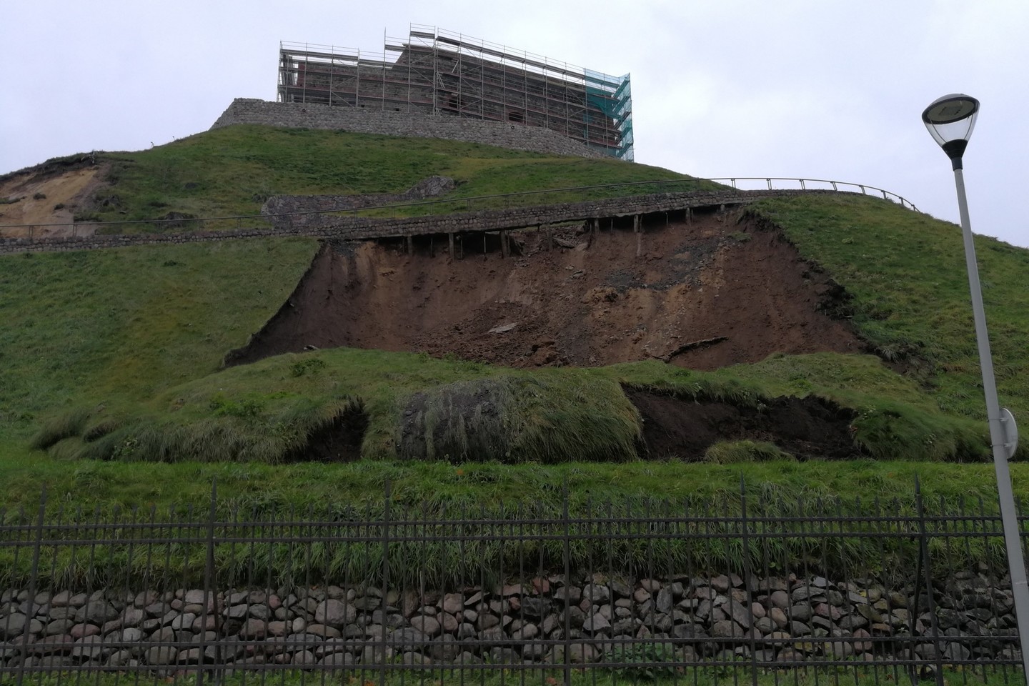 Šeštadienį įvyko dar viena nuošliauža.<br> R. Danisevičiaus nuotr.