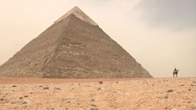 Šalia Didžiosios Gizos piramidės duris turistams atvėrė „prakeikta“ vieta