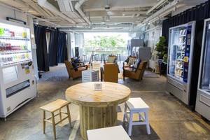 Dėl kosminių kainų net bankininkai ima nuomotis bendrabutį