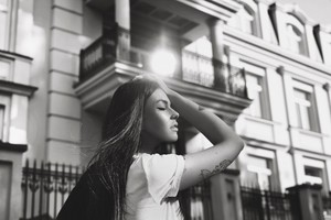 Pamatykite: „Happyendless“ ir atlikėja KAIA pristato naują vaizdo klipą 