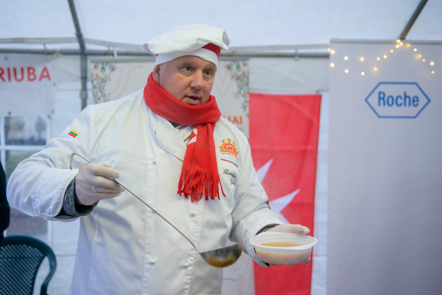 Akcija „Maltiečių sriuba“ šiemet vyksta jau dvyliktą kartą.<br> J. Stacevičiaus nuotr.