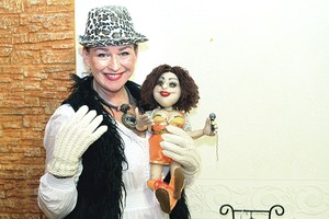 Bliuzo karalienė Arina savo anūkei ruošia ypatingai jaukią dovaną