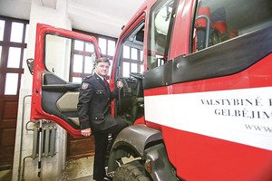 Ugniagesį stulbina žmonių šaltakraujiškumas: tokio klausimo sulaukti nesitikėjo