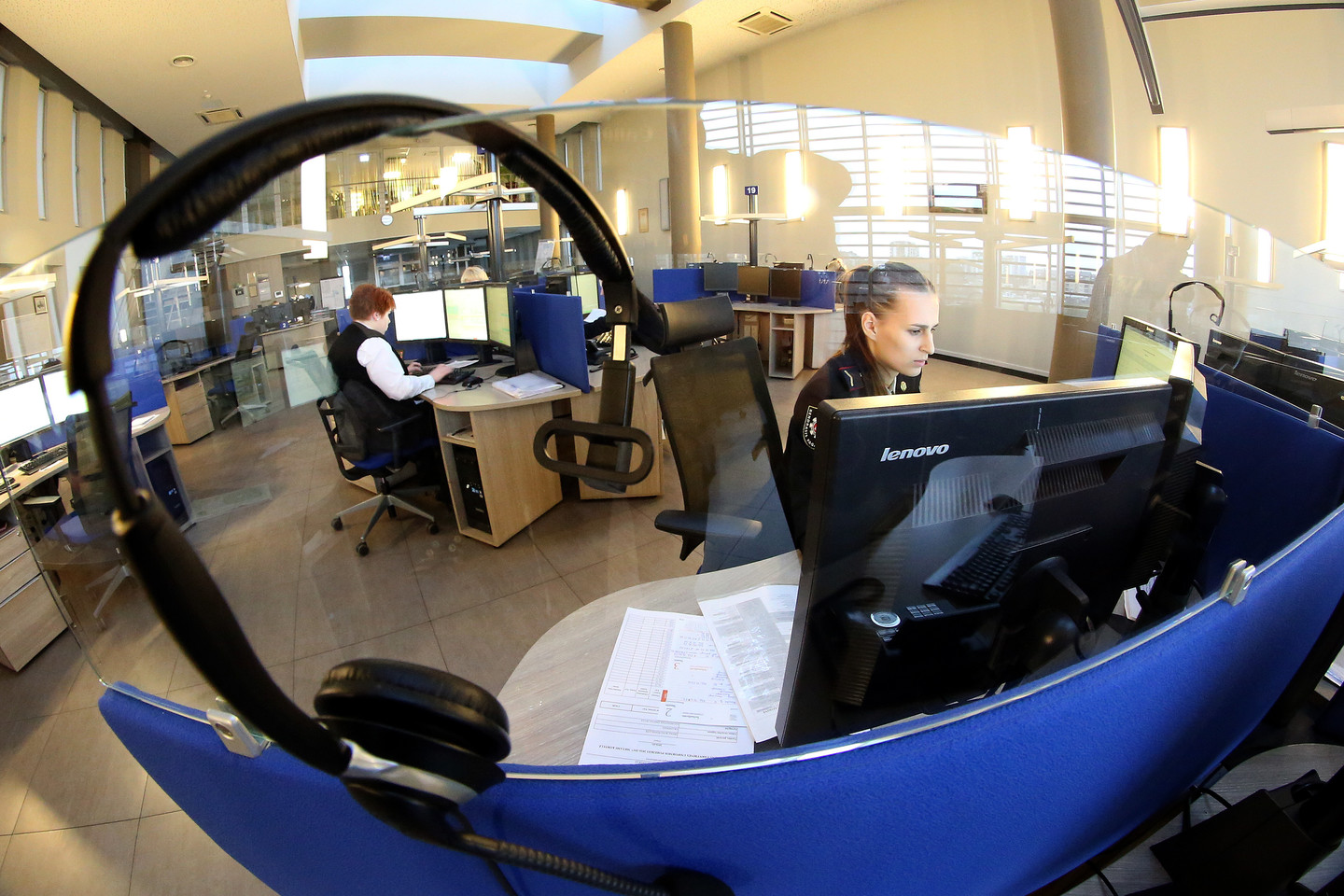 Per metus BPC sulaukia per 3 mln. skambučių, nors specialiųjų tarnybų pagalbos reikia mažiau nei milijonui pranešėjų.<br>R.Danisevičiaus nuotr.