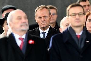 Su Lenkijos vyriausybe nesutariantis Donaldas Tuskas dalyvauja Nepriklausomybės dienos iškilmėse