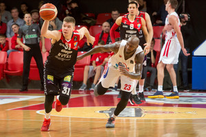 „Lietuvos rytas“ be didesnio vargo pranoko traumų išretintą Utenos klubą