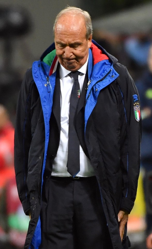  Italijos rinktinės trenerio G.P.Venturos pavardė sirgaliams ilgam įsimins ne itin gražiuoju.<br> AP nuotr.