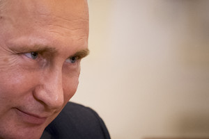 Kieno pergale baigsis Vladimiro Putino užsienio politikos žaidimai?