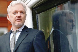 D.Trumpo sūnaus pokalbiai su „WikiLeaks“: siūlė postą Julianui Assange'ui