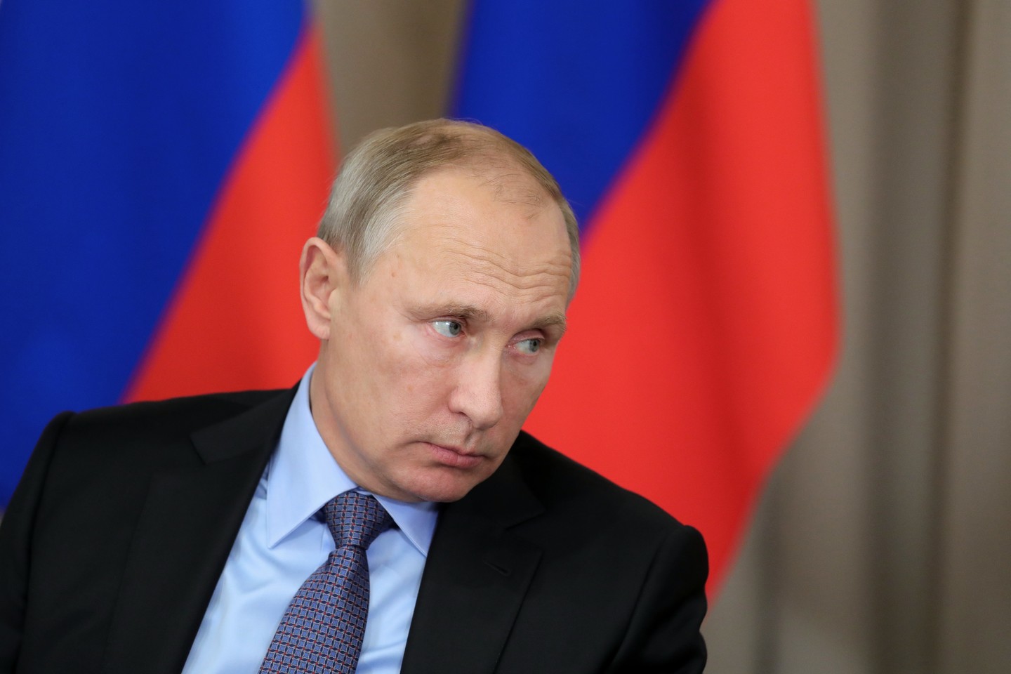  V.Putinas supranta, kad šalies verslininkai laiko savo pinigus ne Rusijoje. <br> „Sputnik“/„Scanpix“ nuotr.
