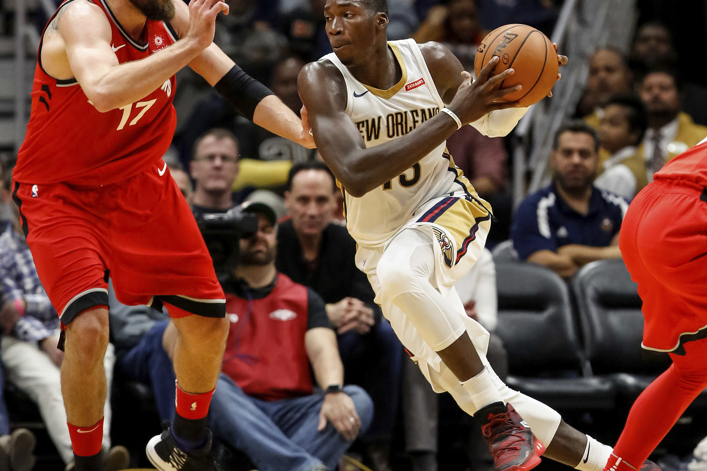 „Raptors“ su Jonu Valančiūnu dar kartą įveikė „Pelicans“<br> AP nuotr.