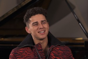 Atskleistas Donato Montvydo akustinio koncertinio turo svečias